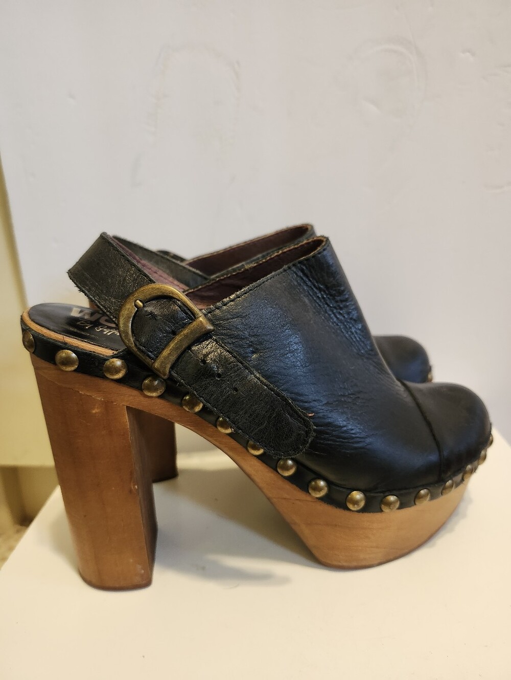 Woodies by Jeffrey Campbell "Charli C" Black Leather Platform Clogs Sz.8/39 $240